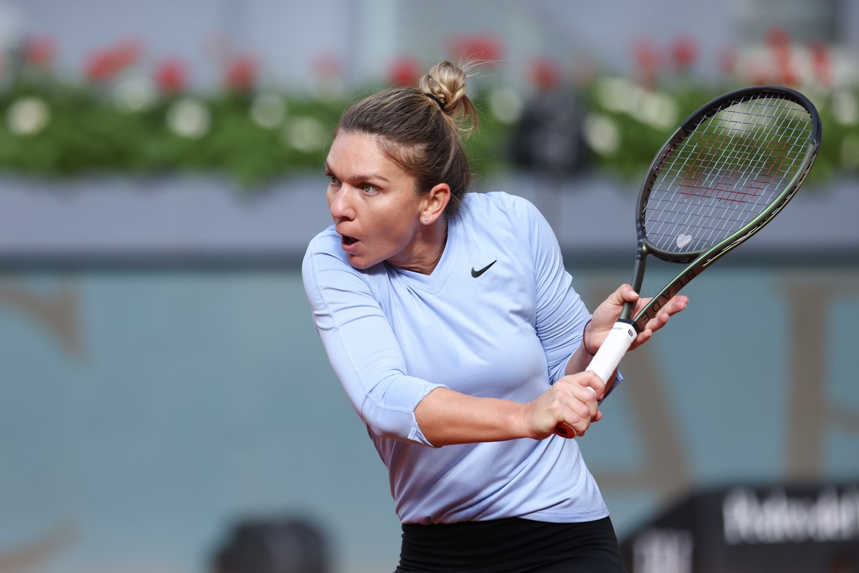 Simona Halep S A Calificat N Turul Doi La Madrid Victorie F R Emo Ii