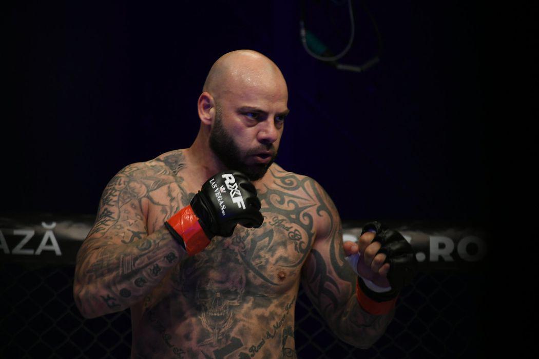 Giani Kiriță a intrat pentru prima oară în cușcă într-o gală de MMA, la 45 de ani