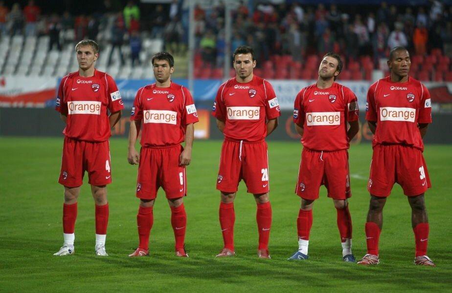Echipa Dinamo Bucuresti a invins pe teren propriu cu scorul de 2-1 formatia Universitatea Cluj in meciul din cadrul etapei a opta a sezonului 2007-2008.