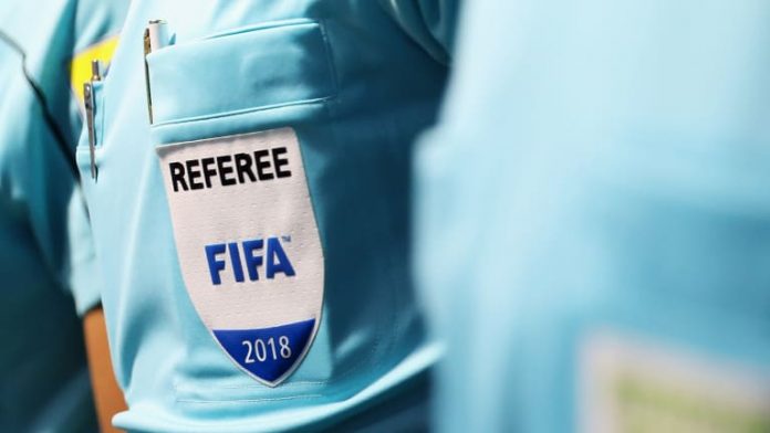fifa arbitru