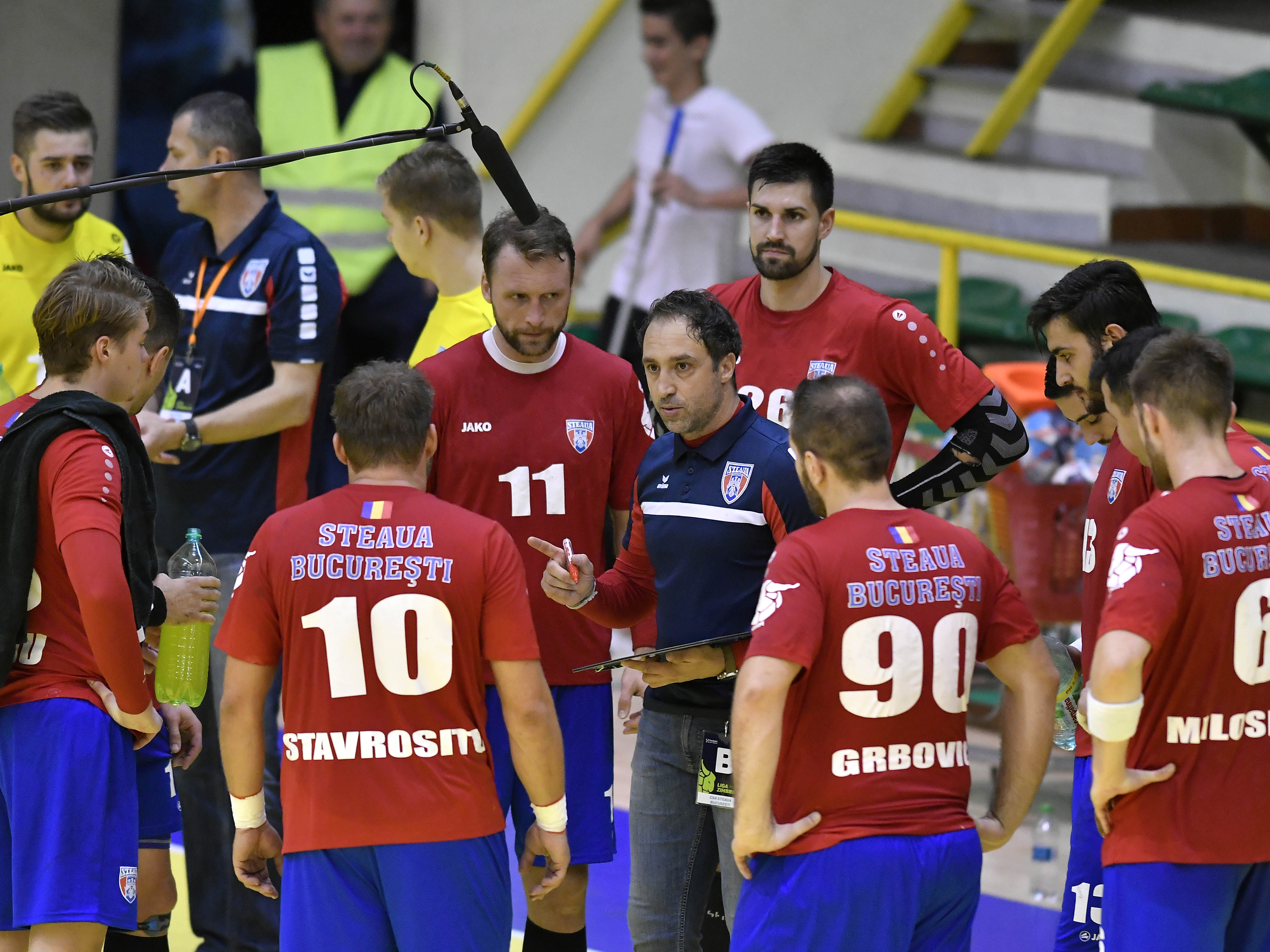 VIDEO | CSA Steaua, învinsă de o mare rivală chiar pe teren propriu!