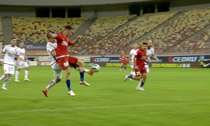 fcsb dinamo penalty man