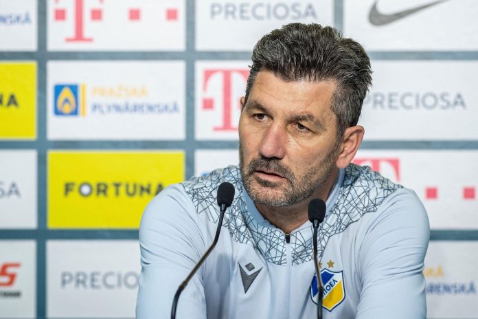 Marinos Ouzounidis